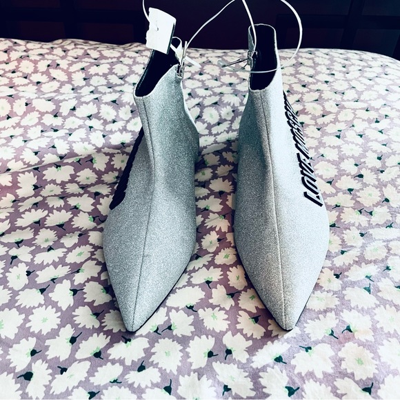 New LOVE MOSCHINO Argento Silver Glitter Ankle Booties - Picture 4 of 6